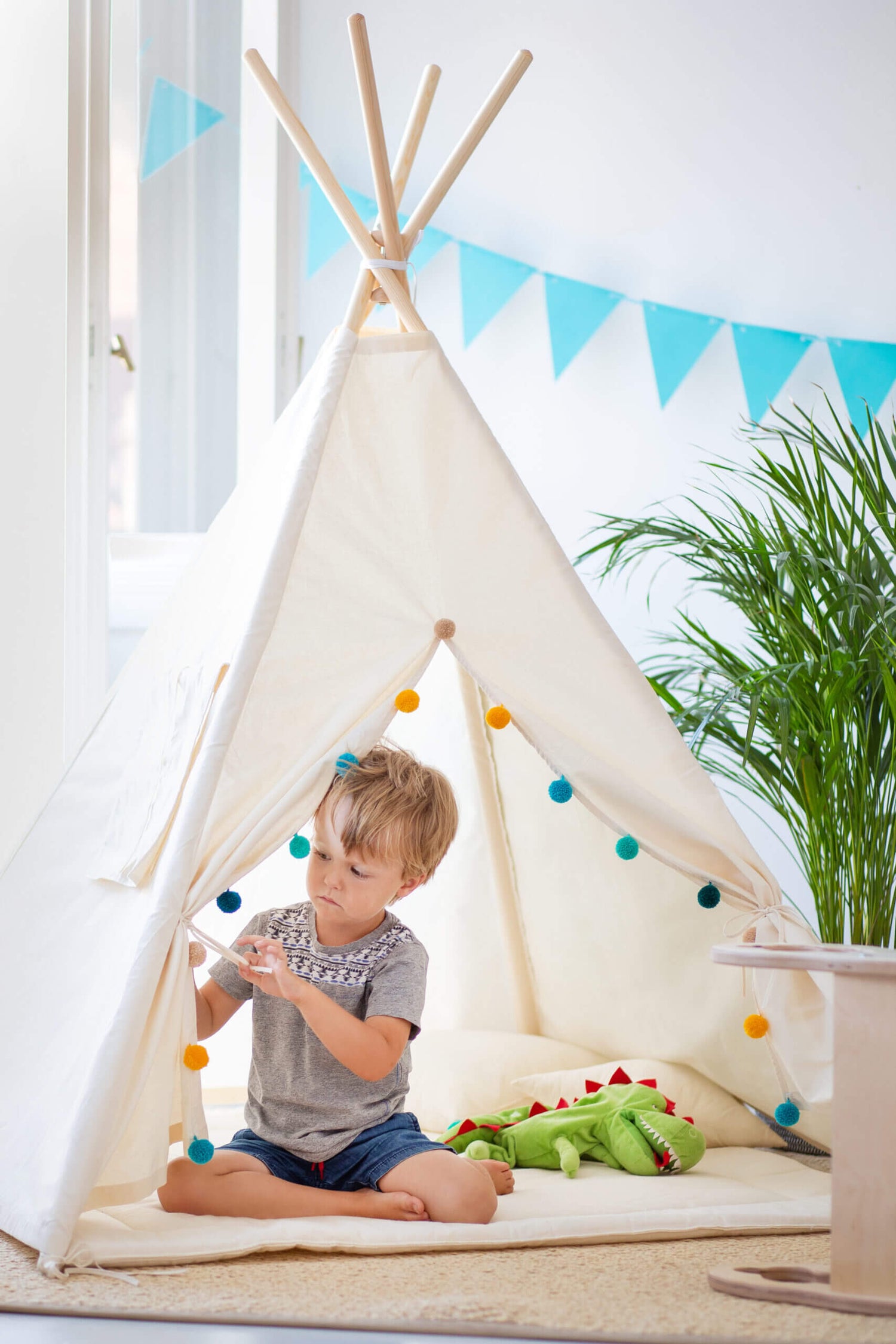Teepee tent play tent