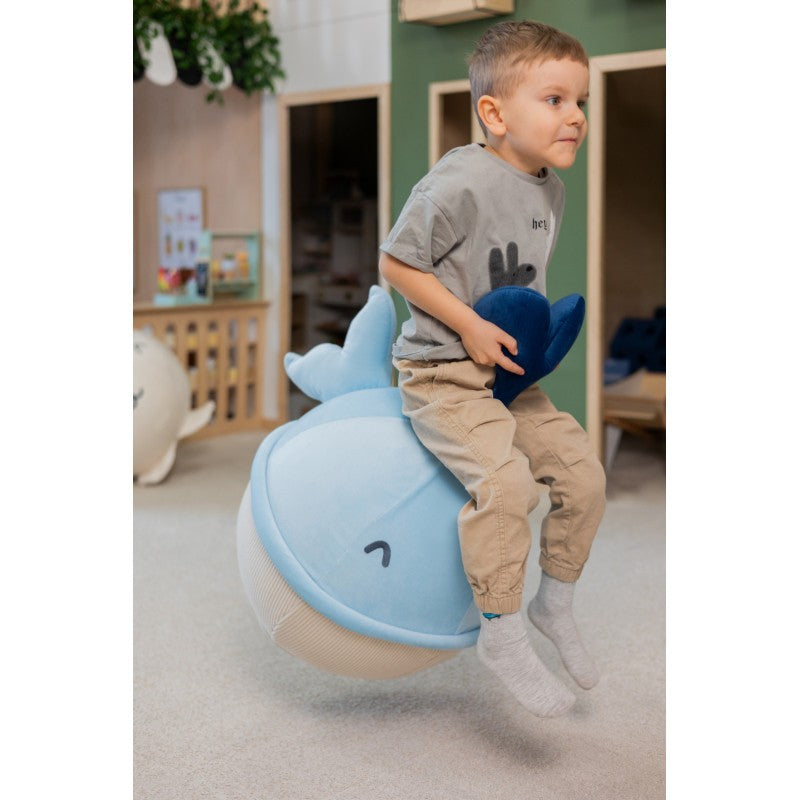 Jumping Ball - Whale Olly